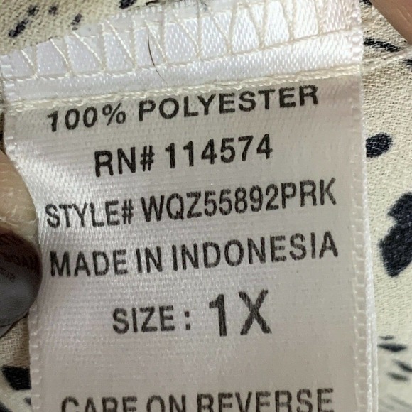 Pleione Blouse Button 3/4 Sleeve V-Neck Popover‎ - Picture 6 of 7